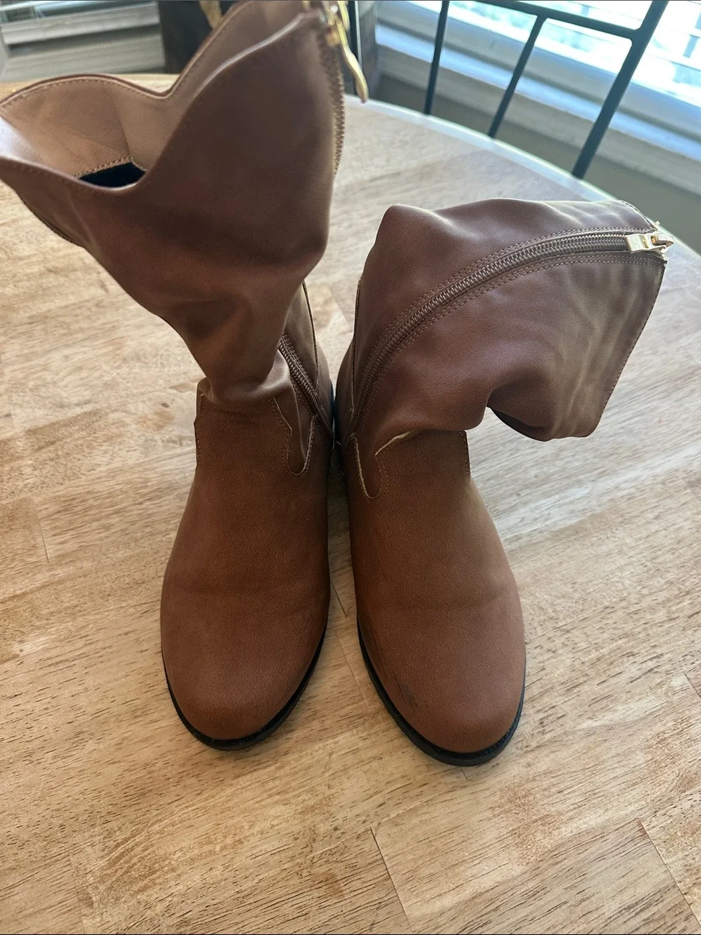 Brown zip-up Girls Mid-Calf  Boots